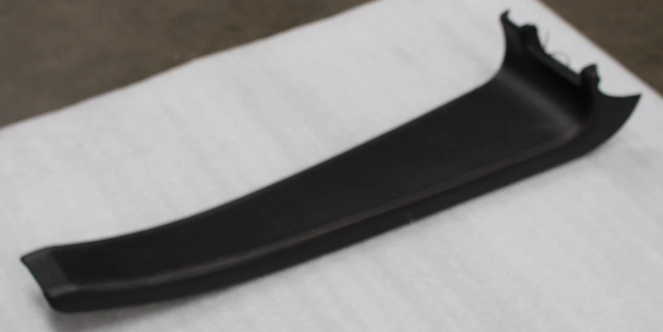 Panel de ajuste Lotus Elise, izquierda, umbral, algunos Dmg, usado, P/N A121U0119 Foto 3 de 4