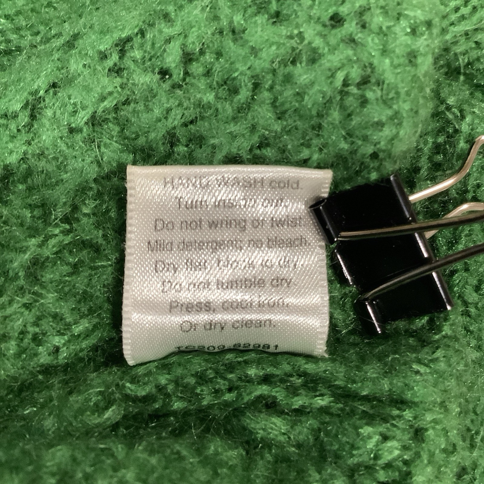 Pendleton Women’s V Neck Pullover Sweater Green L… - image 3