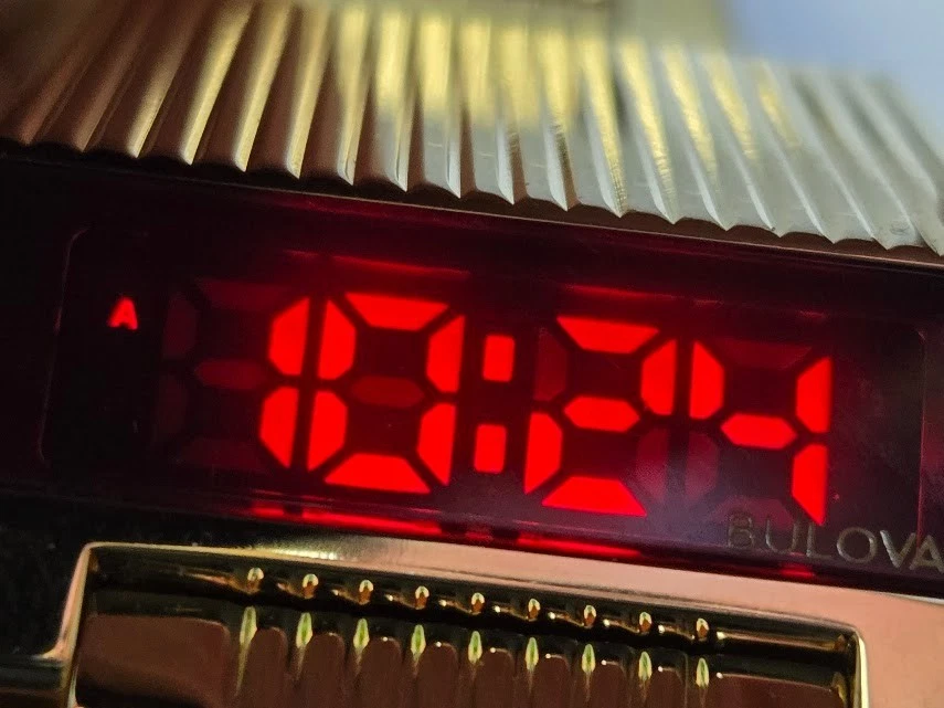 Orologio da polso uomo Bulova Computron, orologi vintage - Immagine 4 di 4