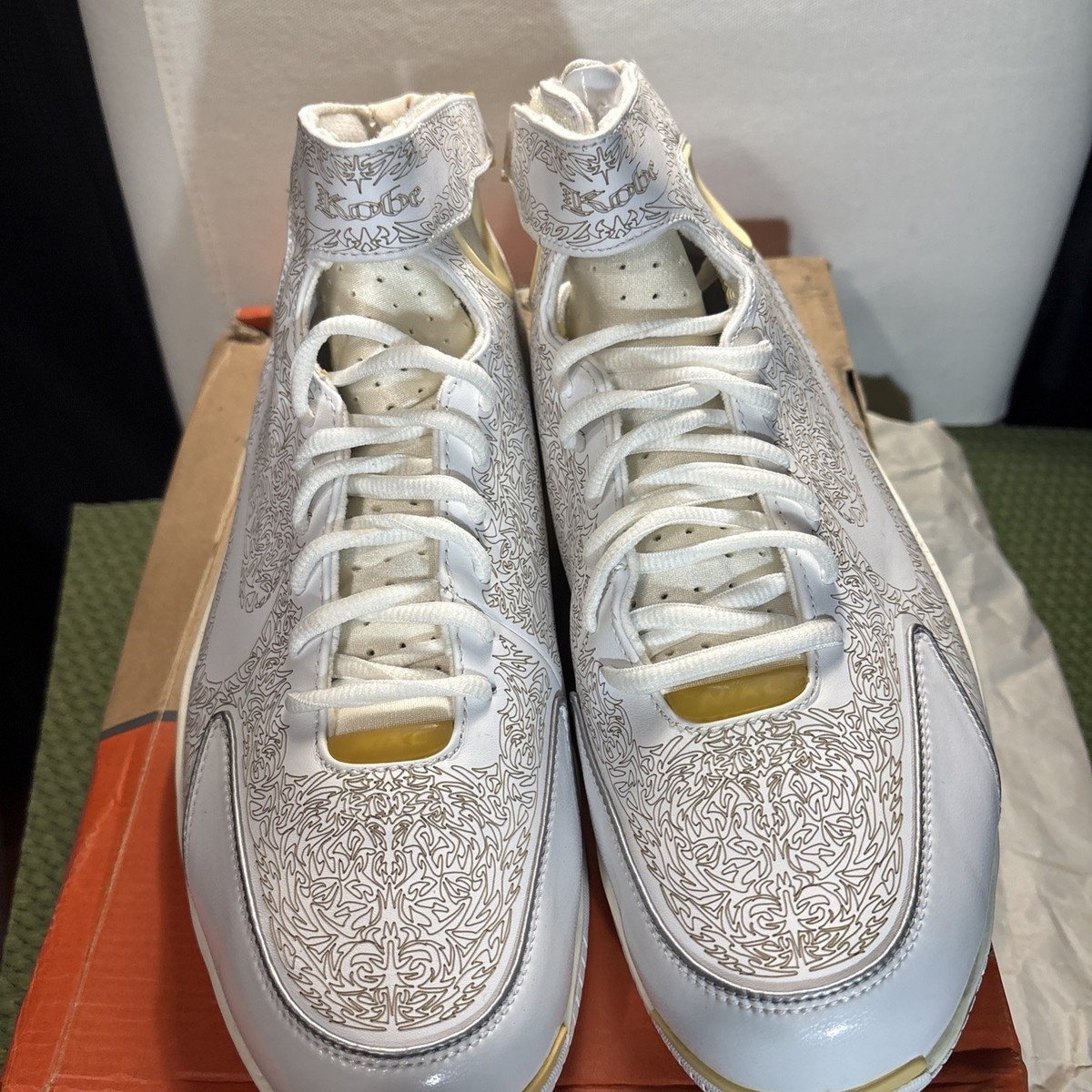 Nike Air Zoom Huarache 2K4 KB Laser Kobe Bryant (2004) US 10.5