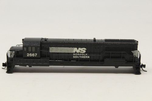 Carcasa locomotora Atlas Kato GE U25B Norfolk Southern NS #2667 escala N | Condition: Used
