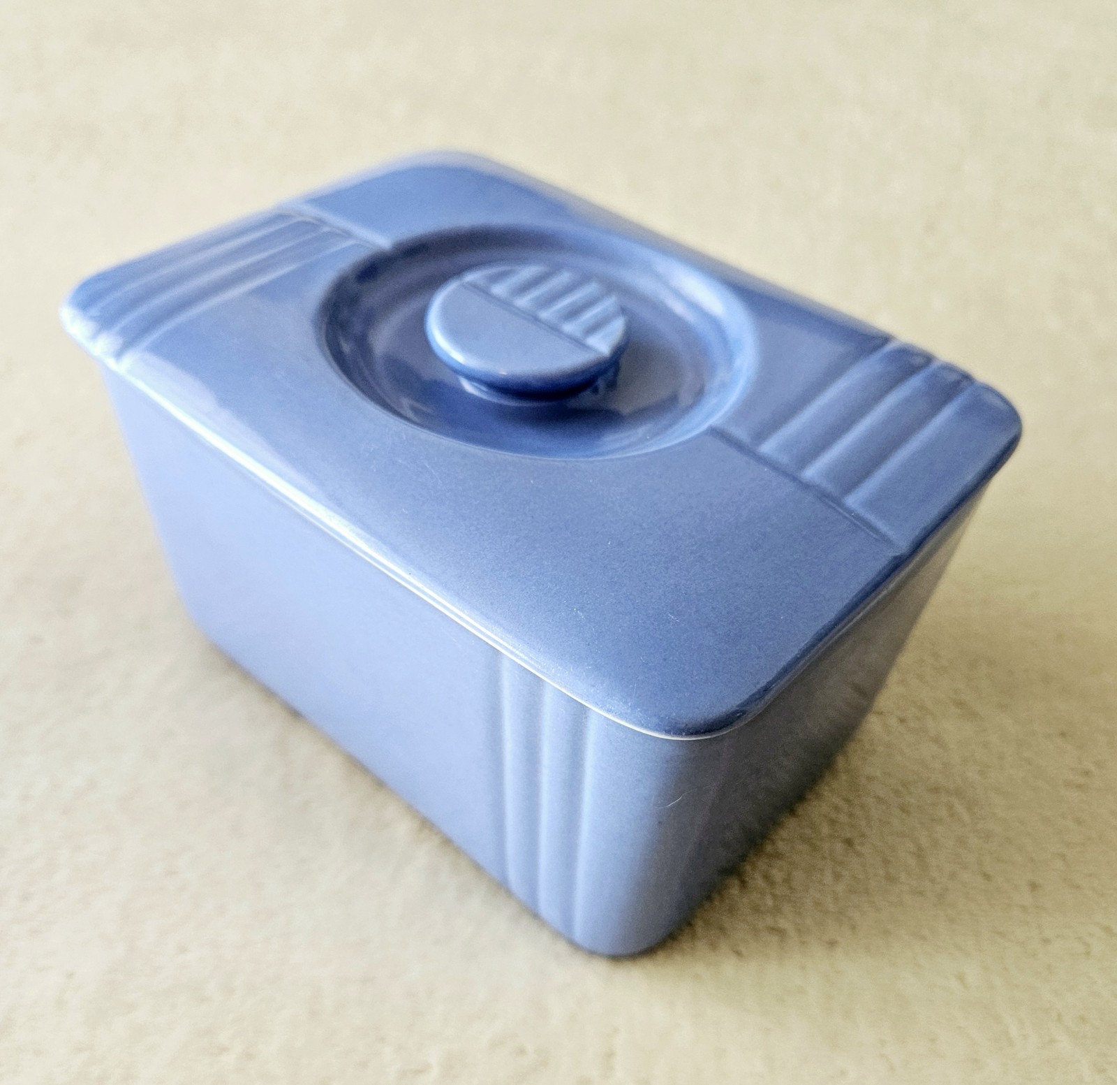 Vintage Hall China Co Westinghouse Blue Lidded Refrigerator Dish