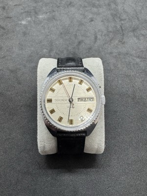 SECONDA Watch USSR Vintage Soviet Mechanical Wristwatch 26 Jewelers