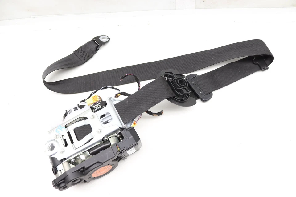 2019-2020 AUDI A6 - Front Right Seatbelt / SEAT BELT Retractor 4K5857706 - Image 2 of 4