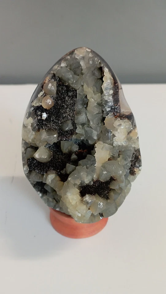 450g  OEUF EN  SEPTARIA  SAUVAGE Madagascar Massage Lithothérapie pierre  - Photo 3/4