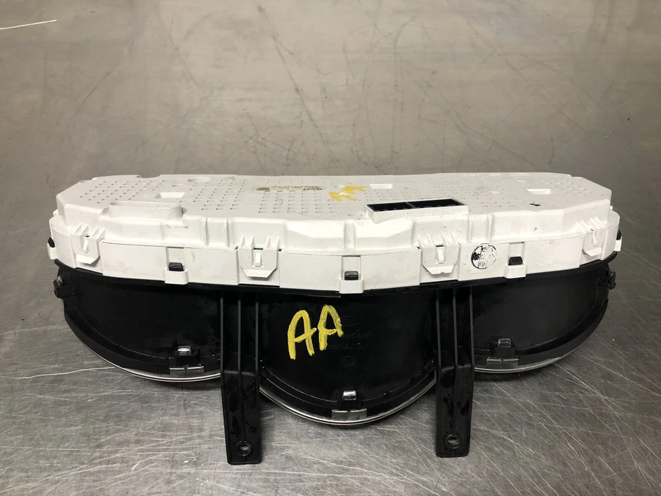 Cuadro medidor velocímetro instrumento Hyundai Entourage 2008-2010 Foto 2 de 4