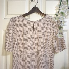 H&M Women’s Beige Dress Short Sleeve Mid Length Casual Career Size 8 [q]