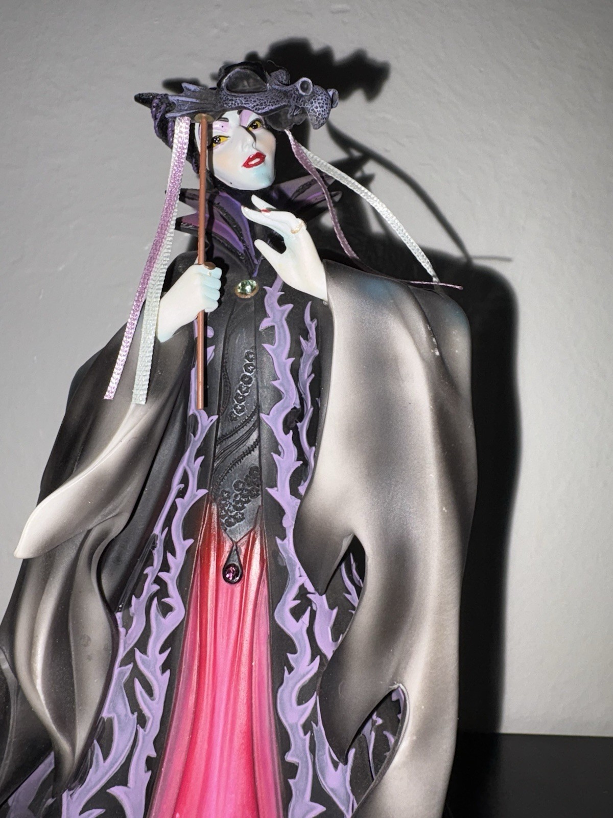 Disney Showcase Collection Maleficent Masquerade Enesco Figurine
