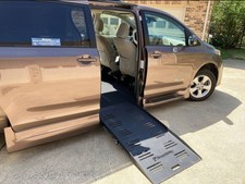 2020 Toyota Sienna 