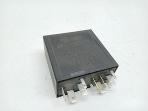 Audi A3 S3 8L 2000 Relais Scheibenwischer 4B0955531A UST113196