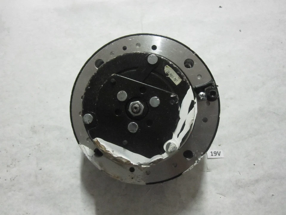 DAMAGED READ LISTING AC Compressor for Chevy C1500 C2500 & GMC C2500 - Image 2 of 4