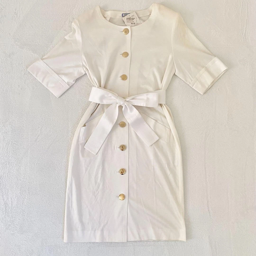 SAINT LAURENT (YSL) Abito Yves Saint Laurent manica corta con etichetta bottone oro lungo senza colletto