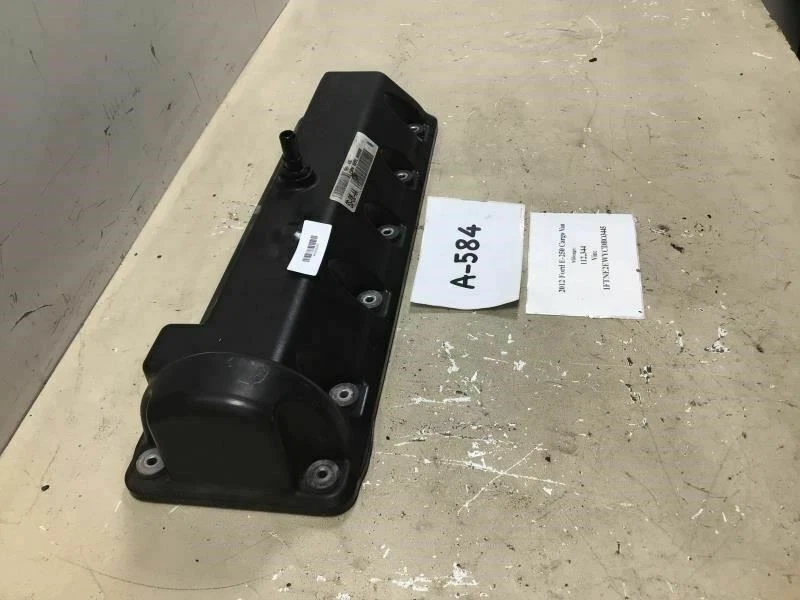 Ford E250 2012 motor de 4,6 L válvula del lado del conductor izquierdo cubierta del árbol de levas OEM+ Foto 3 de 4