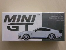 Mini GT #318 Ford Shelby GT500 Dragonsnake Concept Oxford White MGT00318
