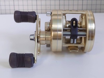 Shimano Calcutta 200XT Baitcasting Reel High Performance Deadstock