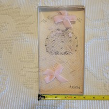 Vintage 1950  s Women  s The Famous Glamour Veil Hat Pink Netting  Bows