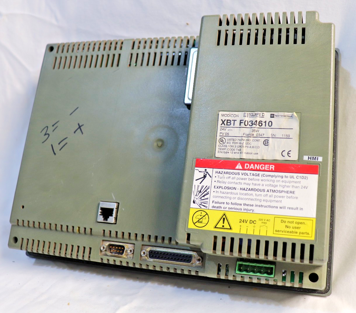 XBT F034610 Magelis Operator Interface Display Touchscreen Square