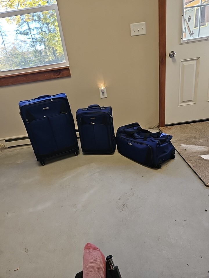 Set Of 3 American Tourister Luggage eBay