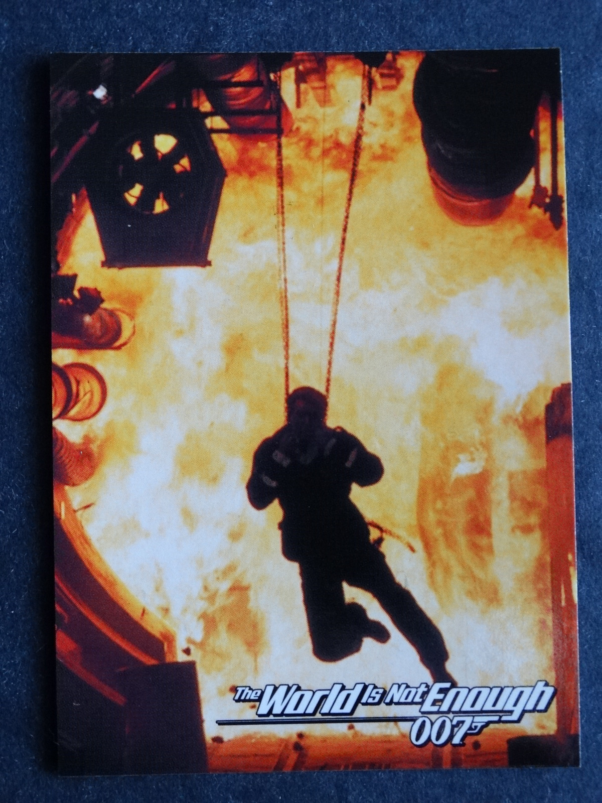 1999 Inkworks James Bond World Is Not Enough Card Complete Your Set U Pick 1-90 - Picture 46 of 118