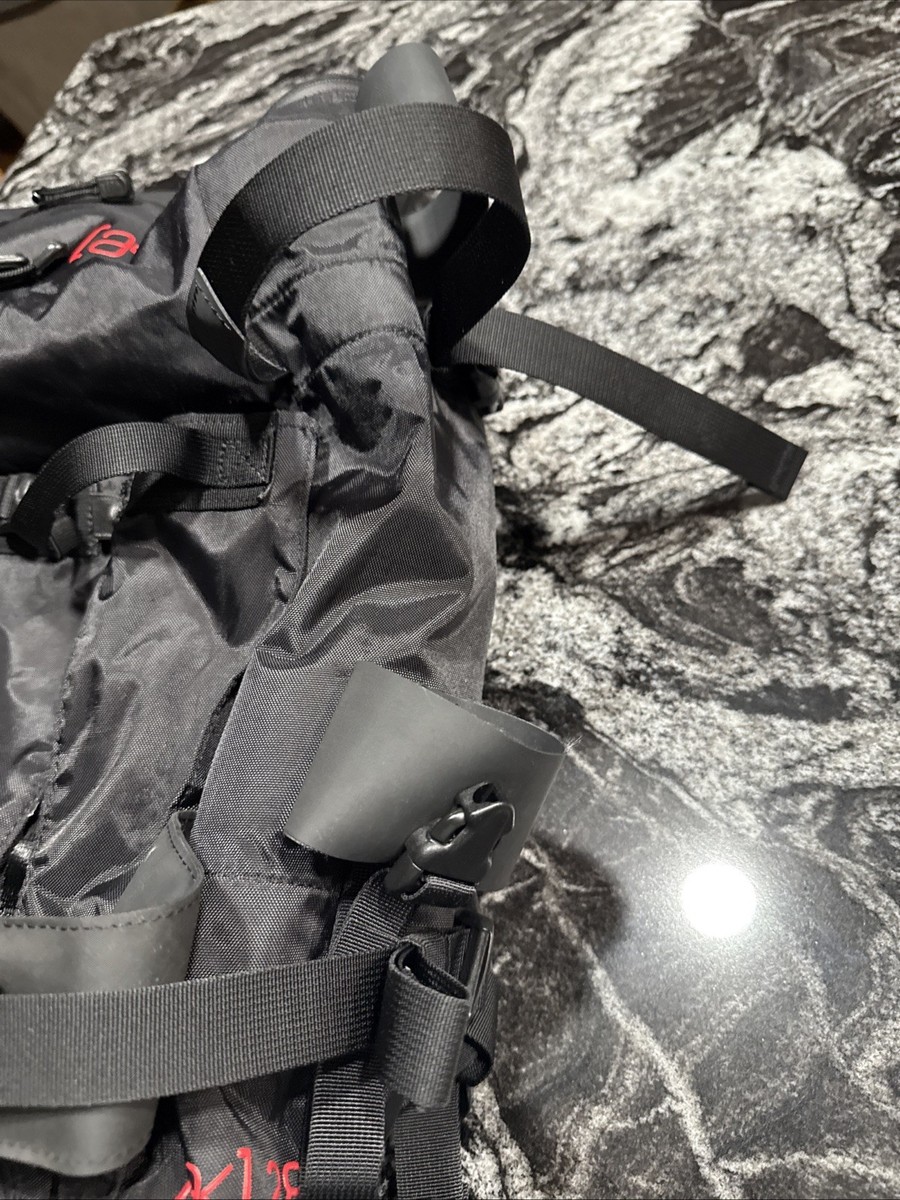 Burton AK 28L AUDEX Backpack Nylon Black Snowboard Ski Carry