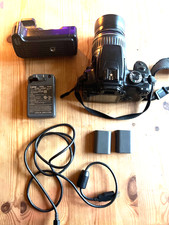 Canon EOS 400D Digital Rebel Xti 10.1MP Digital SLR Camera with EF-S II 18-55mm