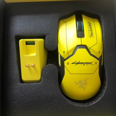 Razer Viper Ultimate Cyberpunk 2077 Edition Wireless Gaming Mouse