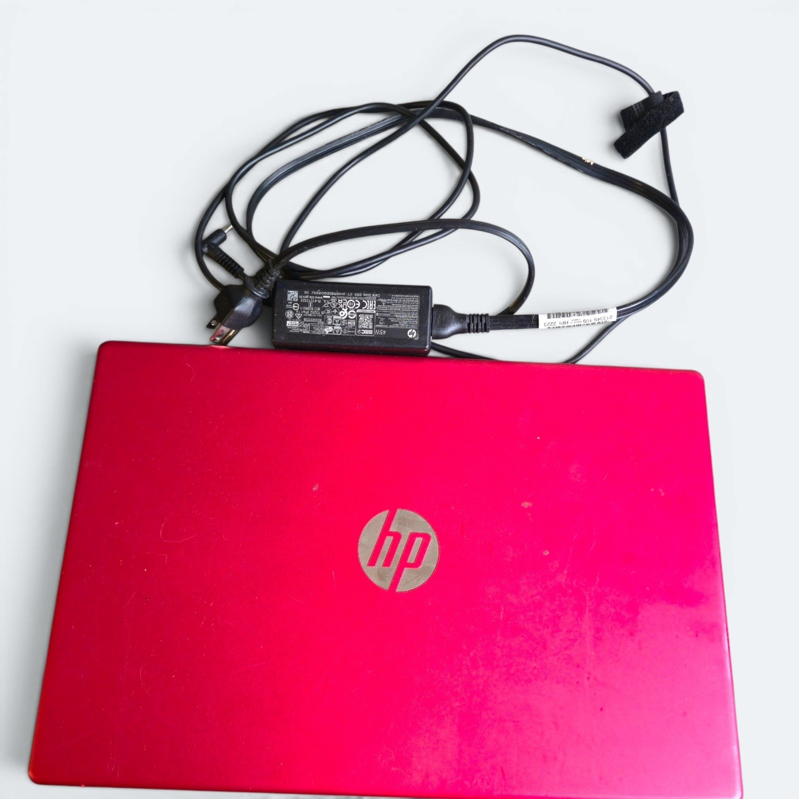 HP Laptop 15-fd0083wm 15.6