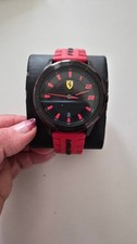 Ferrari  Quartz Montre Bracelet Homme Avec Sa Boite et sa notice jamais portée