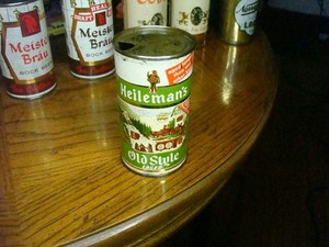 HEILEMAN'S OLD STYLE LAGER BEER RED AGED BANNER FLAT TOP BEER CAN LA CROSSE WIS