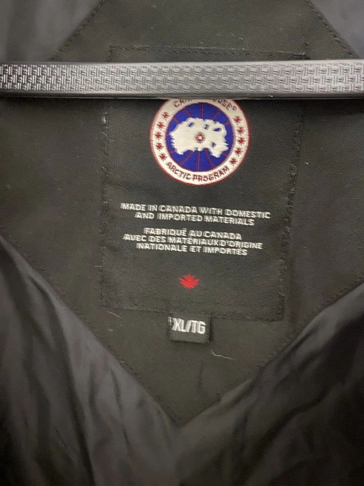 Wyndham Goose Parka Men's M Regular Black Hooded Down Short Parka, photo 3 of 5