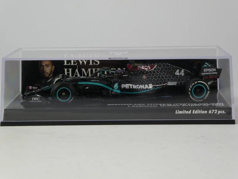 Minichamps Mercedes W11 Hamilton World Champion British GP 2020 1/43 410200444 - Immagine 2 di 4