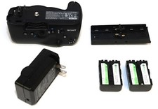 SONY Vertical Grip for the A99 A99V with 2 x Batteries  Charger  Instructions