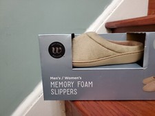 Wayland Square Slippers Womens 7/8 Mens 6/7 Unisex Brown Memory Foam Size S