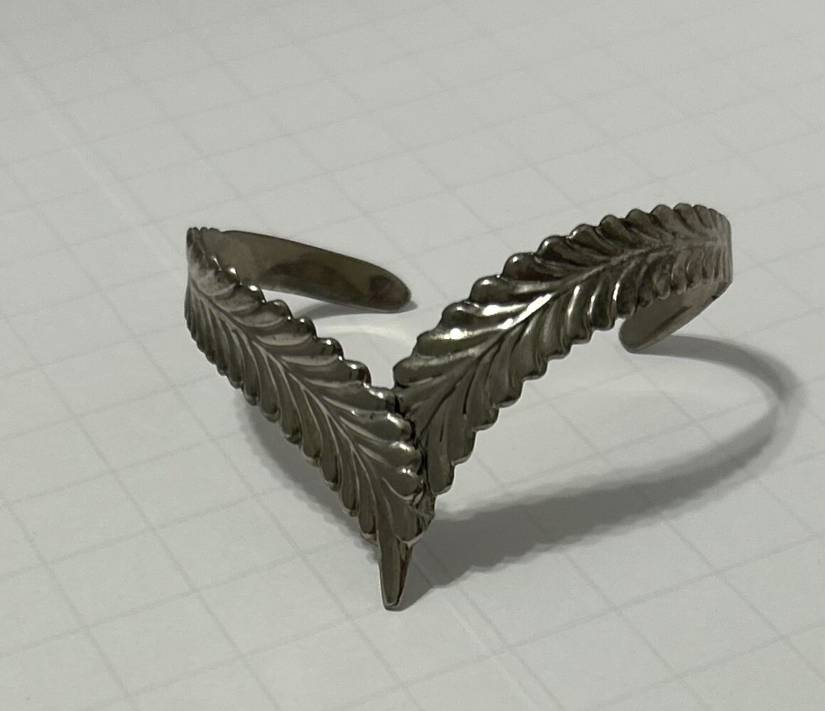 Silver Plated Leaf Solid Choker With Matching Bra… - image 3