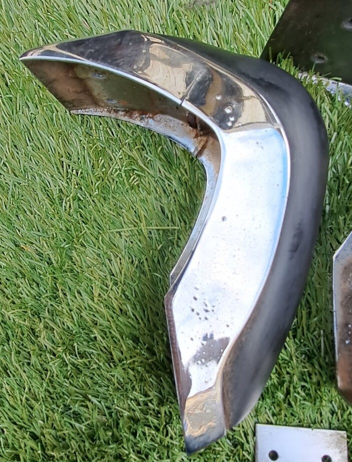 4 HR HD HOLDEN BUMPER BAR OVER RIDERS OVERRIDERS PREMIER SPECIAL ...