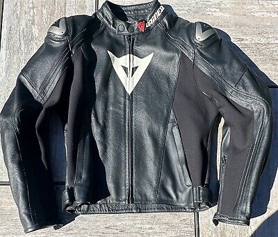 Dainese Motorcycle Jacket Leather Size EU 50 USA 40 1533624 Dainese Motorcycle Jacket Leather Size EU 50 USA 40 1533624
