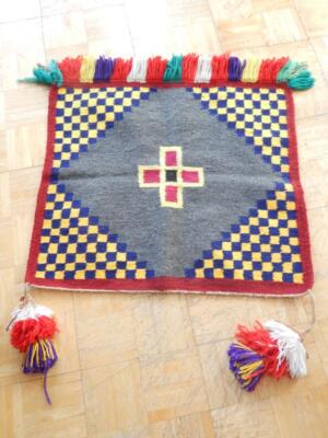 VINTAGE NAVAJO INDIAN CLASSIC SUNDAY SADDLE BLANKET / RUG - MINT CONDITION !
