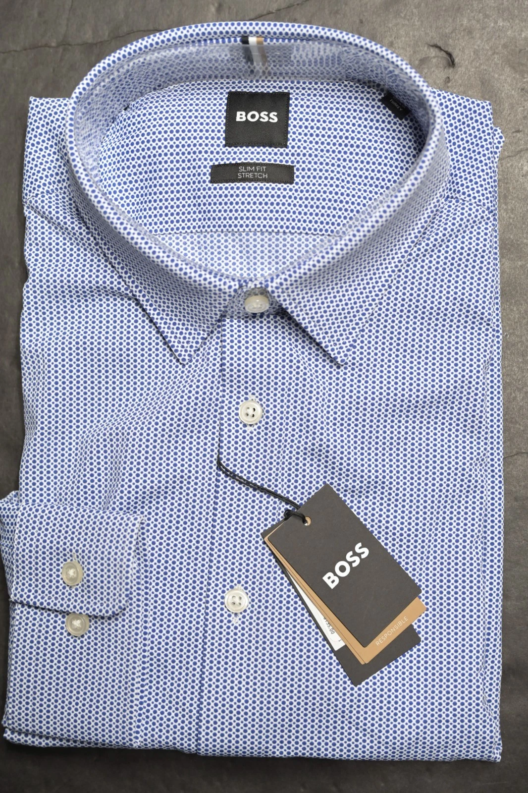 Hugo Boss Men Roan Slim Fit Travel Performance Stretch Business Casual Shirt L
Opens in a new window