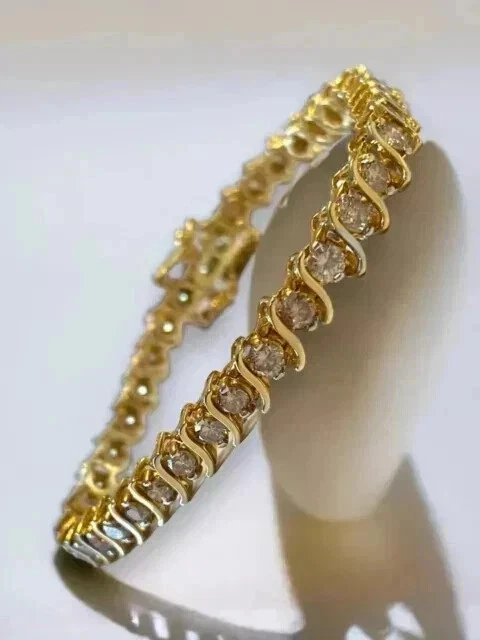 Pulseira de tênis feminina folheada a ouro amarelo 14K corte redondo diamante criado em laboratório 5 quilates - Imagem 2 de 4