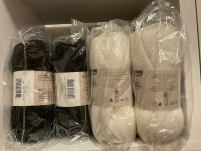 Loops & Threads Impeccable Lot of 12 Black White Medium