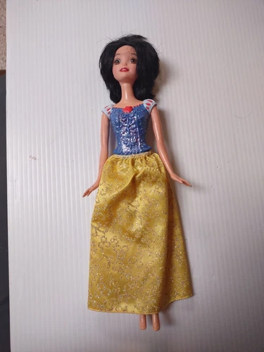 Vintage Barbie SNOW WHITE Doll 2012 Mattel Inc