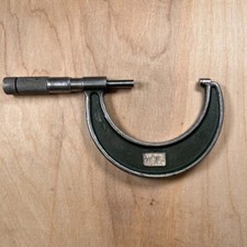 THE LUFKIN No. 1913 Outside Micrometer 2-3" Made in USA
