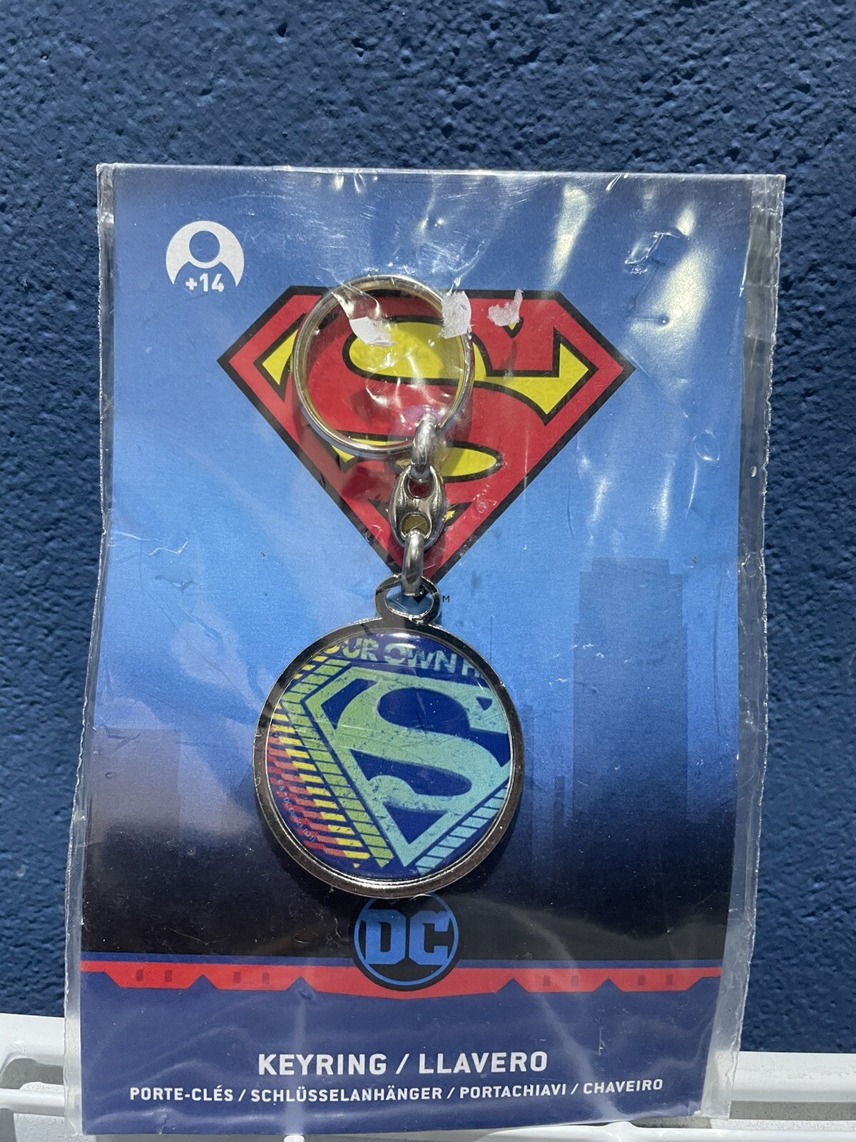 SD Toys DC Comics Superman Logo Multicolor Round Metal Keychain Key Ring Genuine