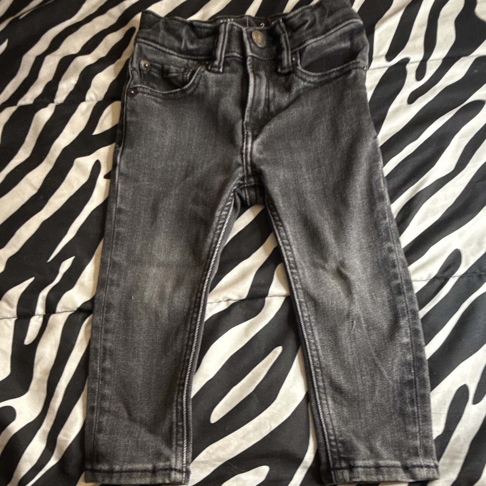 GAP Baby Toddler Jeans Gray Denim 2 Years Skinny Button Pockets Solid