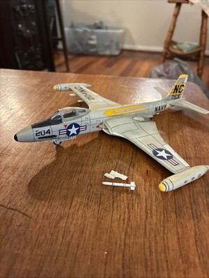 Built Plastic Models Est Scale 1/72, F9F Cougar , Wing Span  7.5 