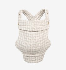 Mabē Monarch Baby Carrier Color Houndstooth Pattern Adjustable Straps