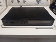 Yamaha DSP-1 Digital Sound Field Processor - No Remote -  Needs battery replaced