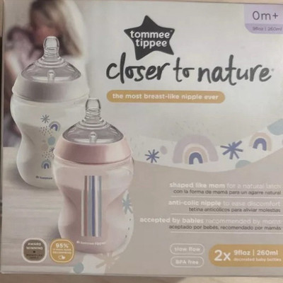 Tommee Tippee Closer to Nature Soft Feel Silicone Baby Bottles 9oz, 2 Count NEW