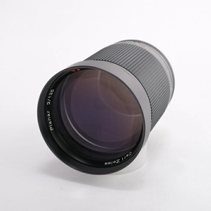 25+ ZEISS Planar T* 135mm Focal f/2 Camera Lenses for sale
