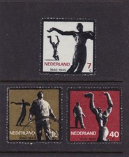 NETHERLANDS #432-434 MNH STATUES; RESISTANCE MOVEMENT OF WORLD WAR II